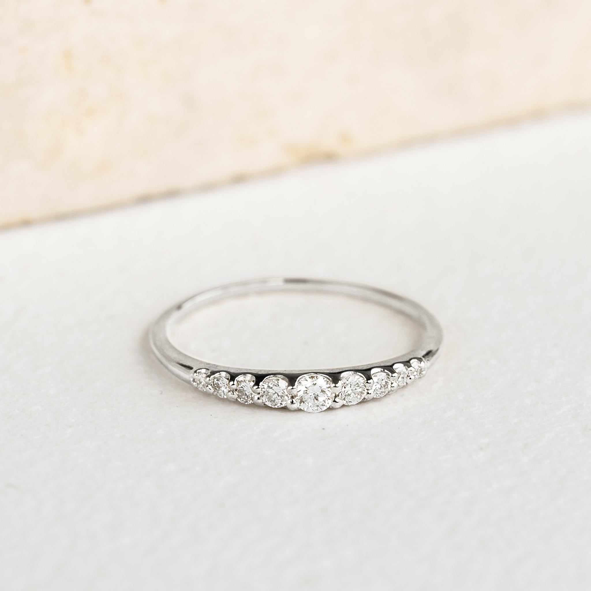 Graduated Lab Grown Diamond Ring White Gold - Zoe