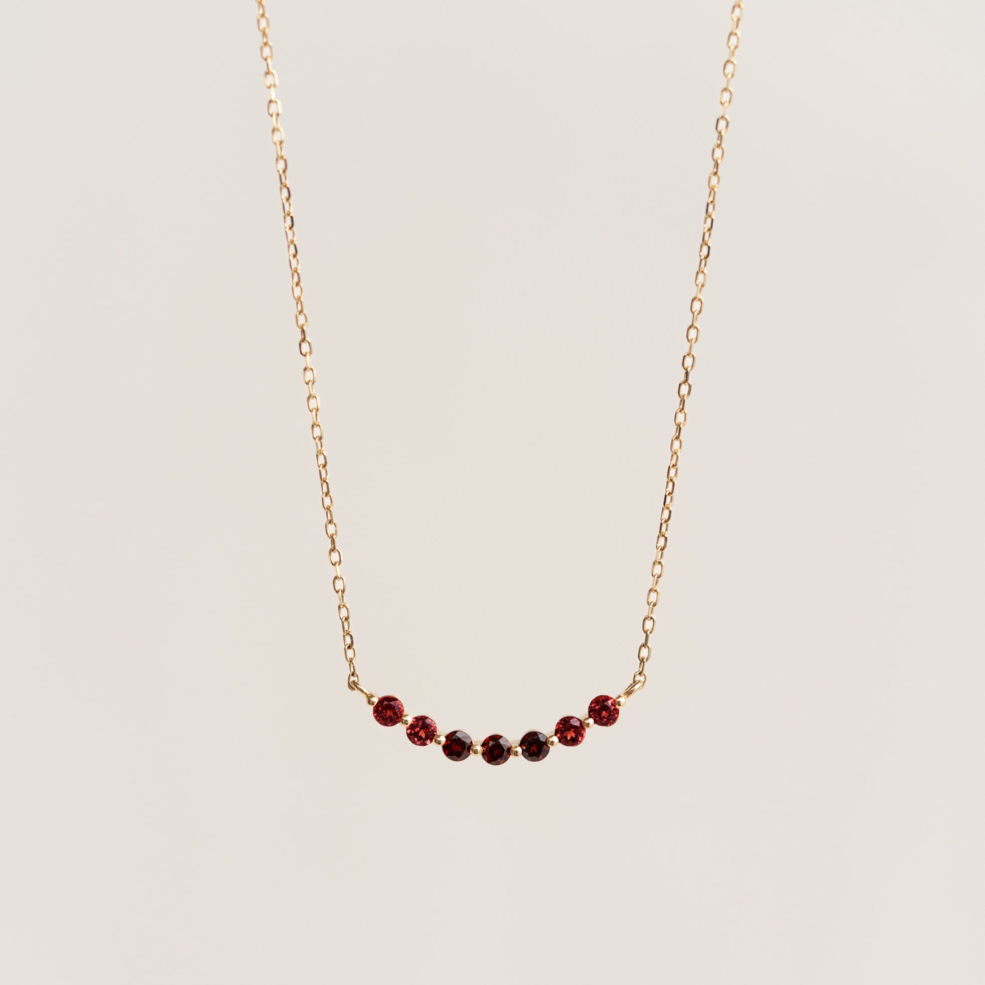 January Birthstone Necklace 14k Gold - Ombre Garnet
