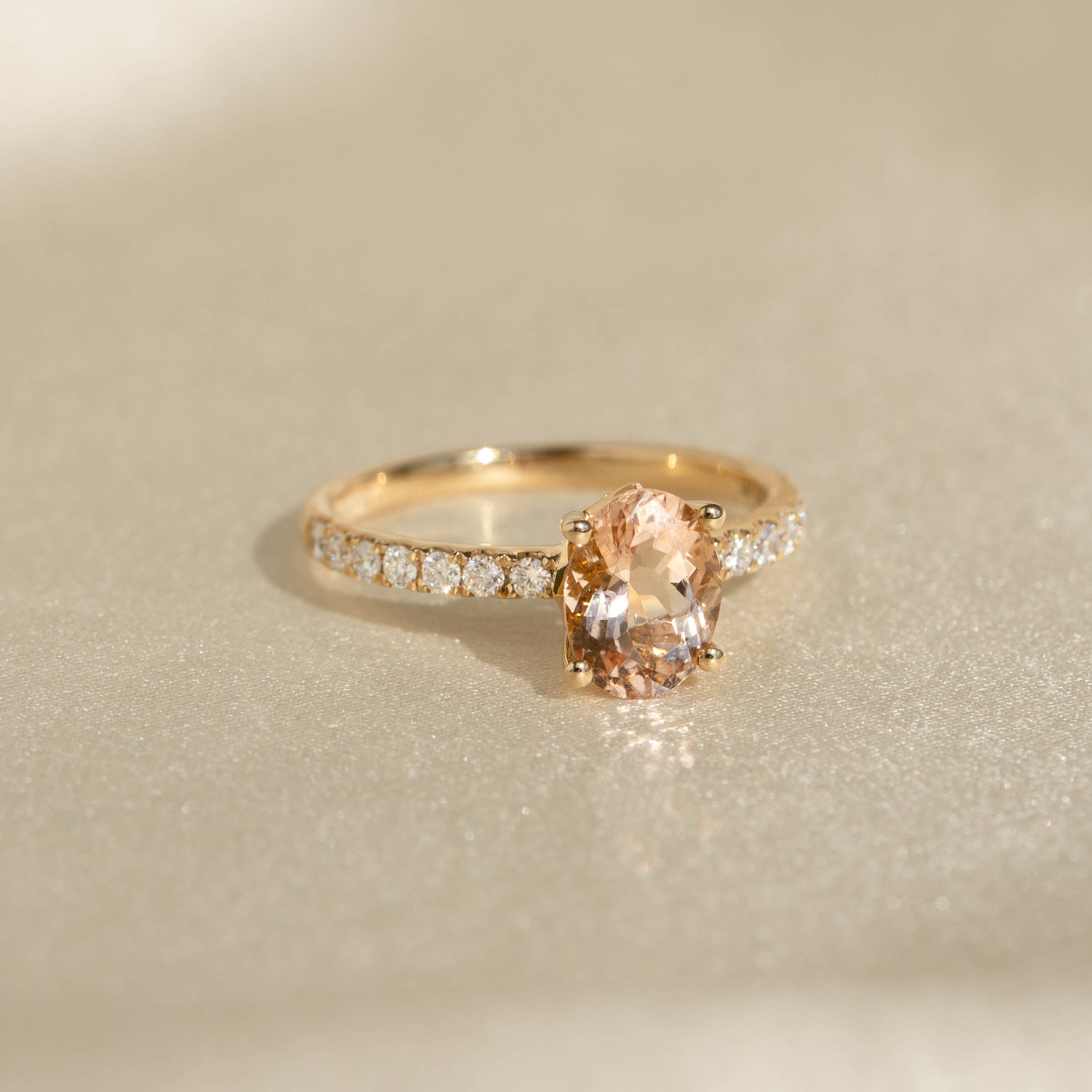 Oval Morganite and Lab Grown Diamond Ring 14k Gold - Minette