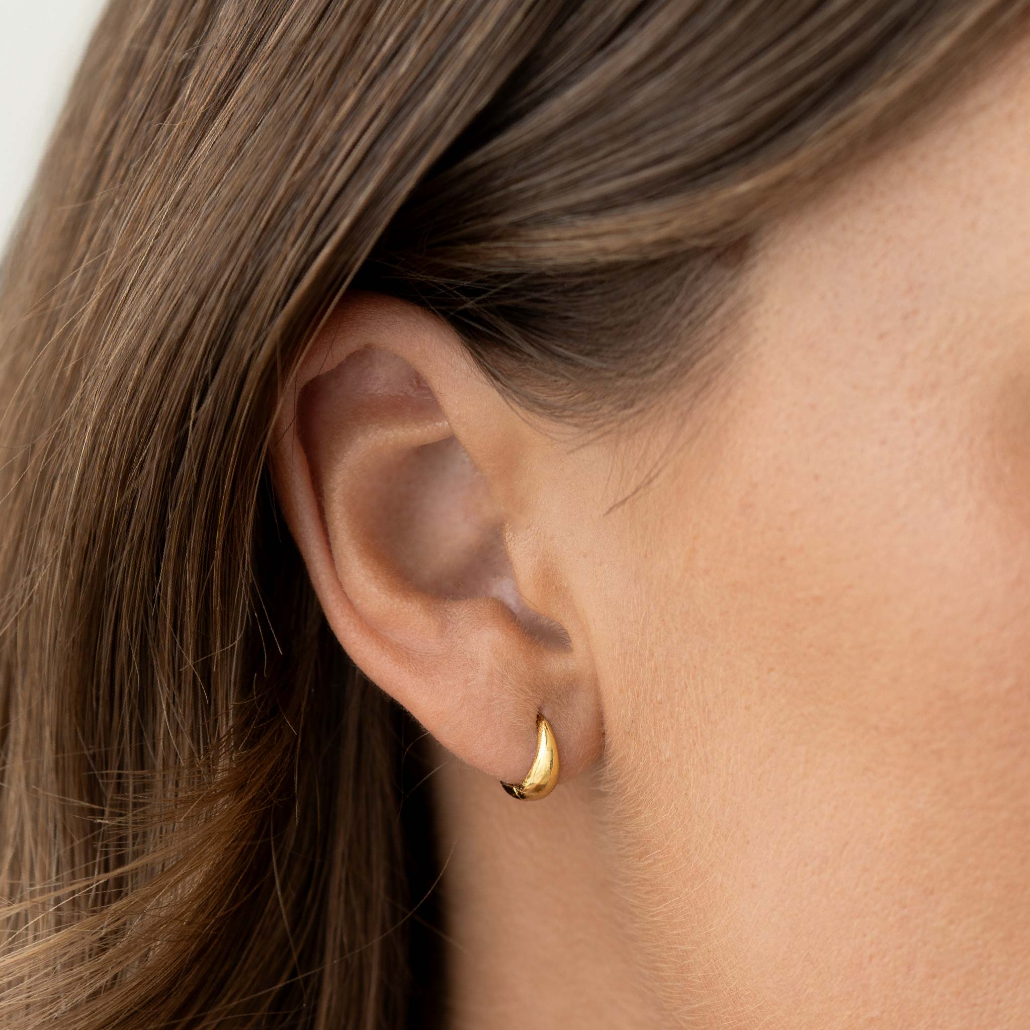 Dome Huggie Earrings - Cassia