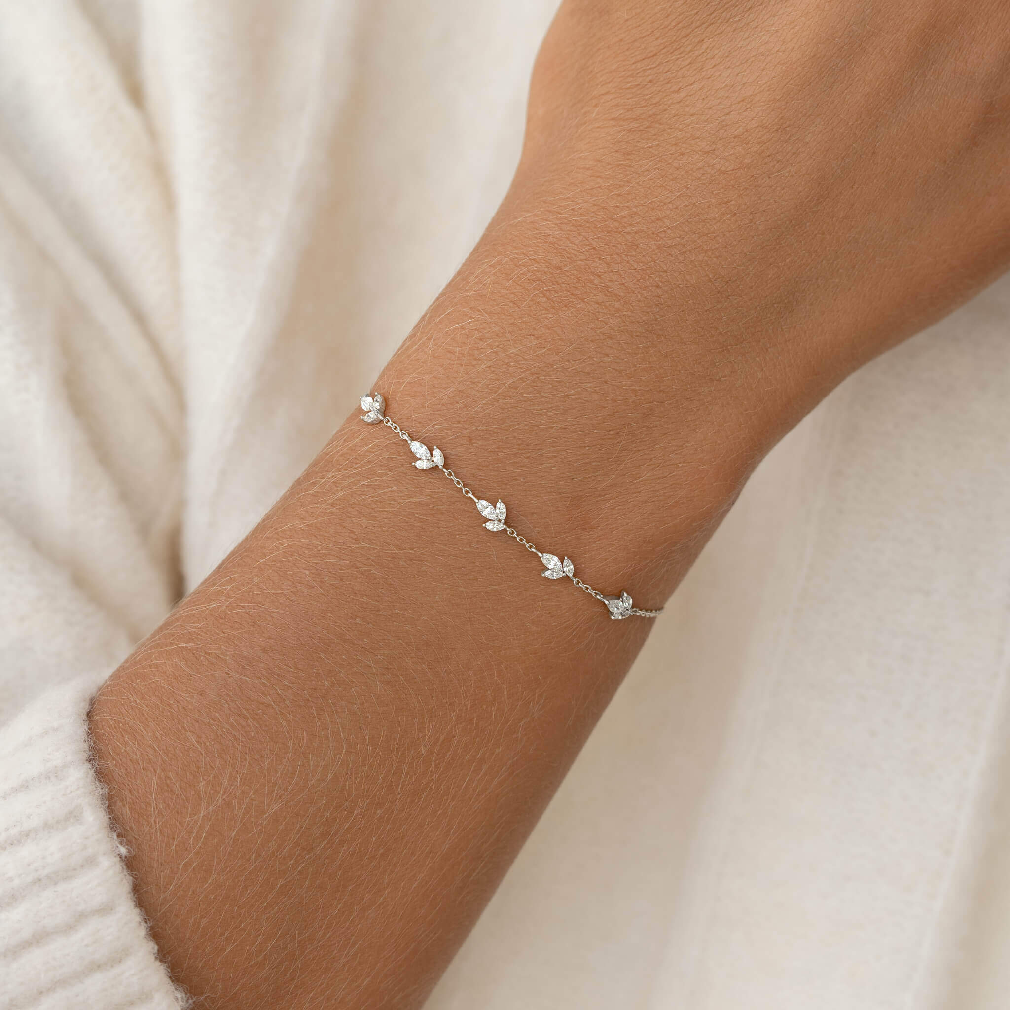 Silver Leaf Bracelet - Laurelle