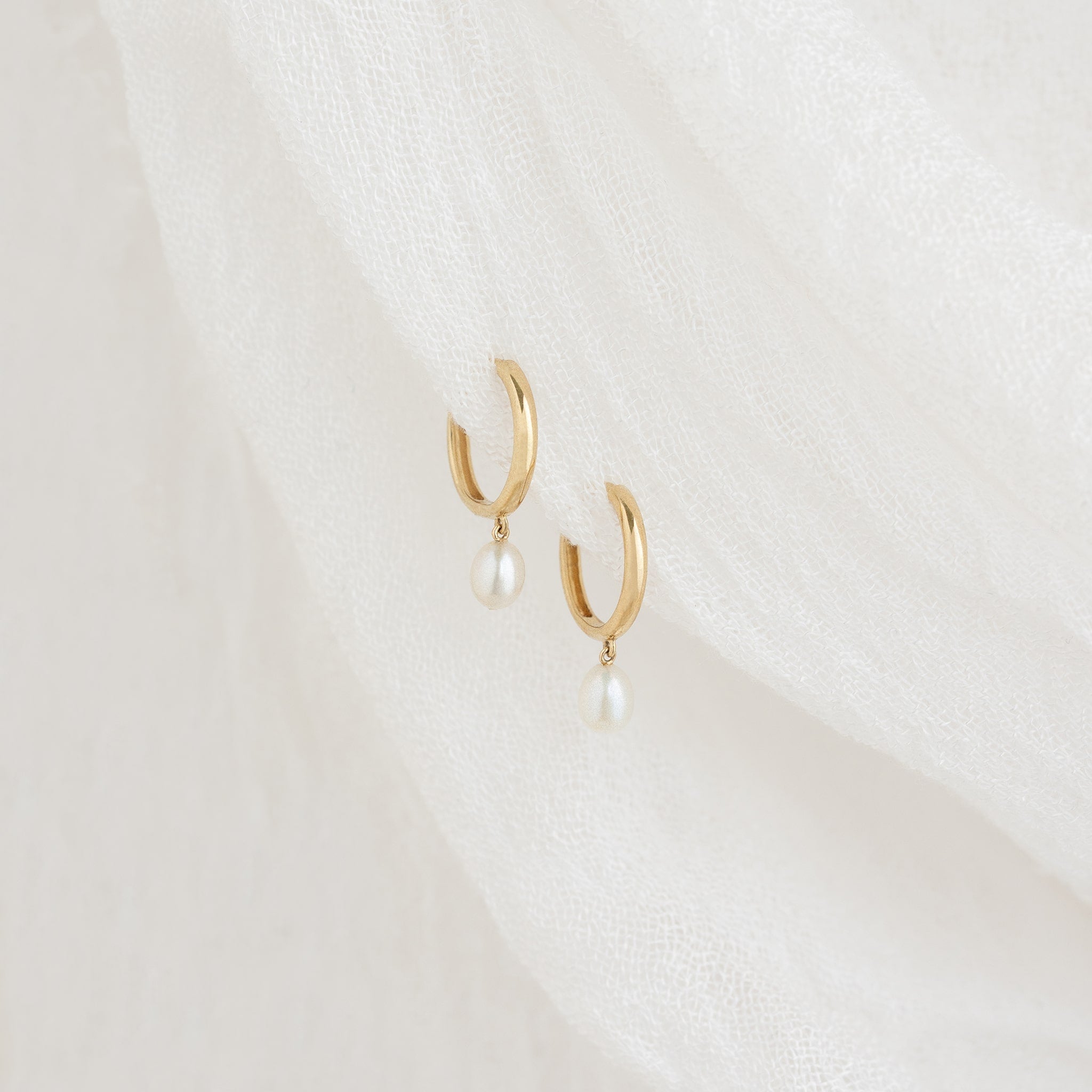 Pearl Drop Huggie Earrings 14k Gold - Theodora