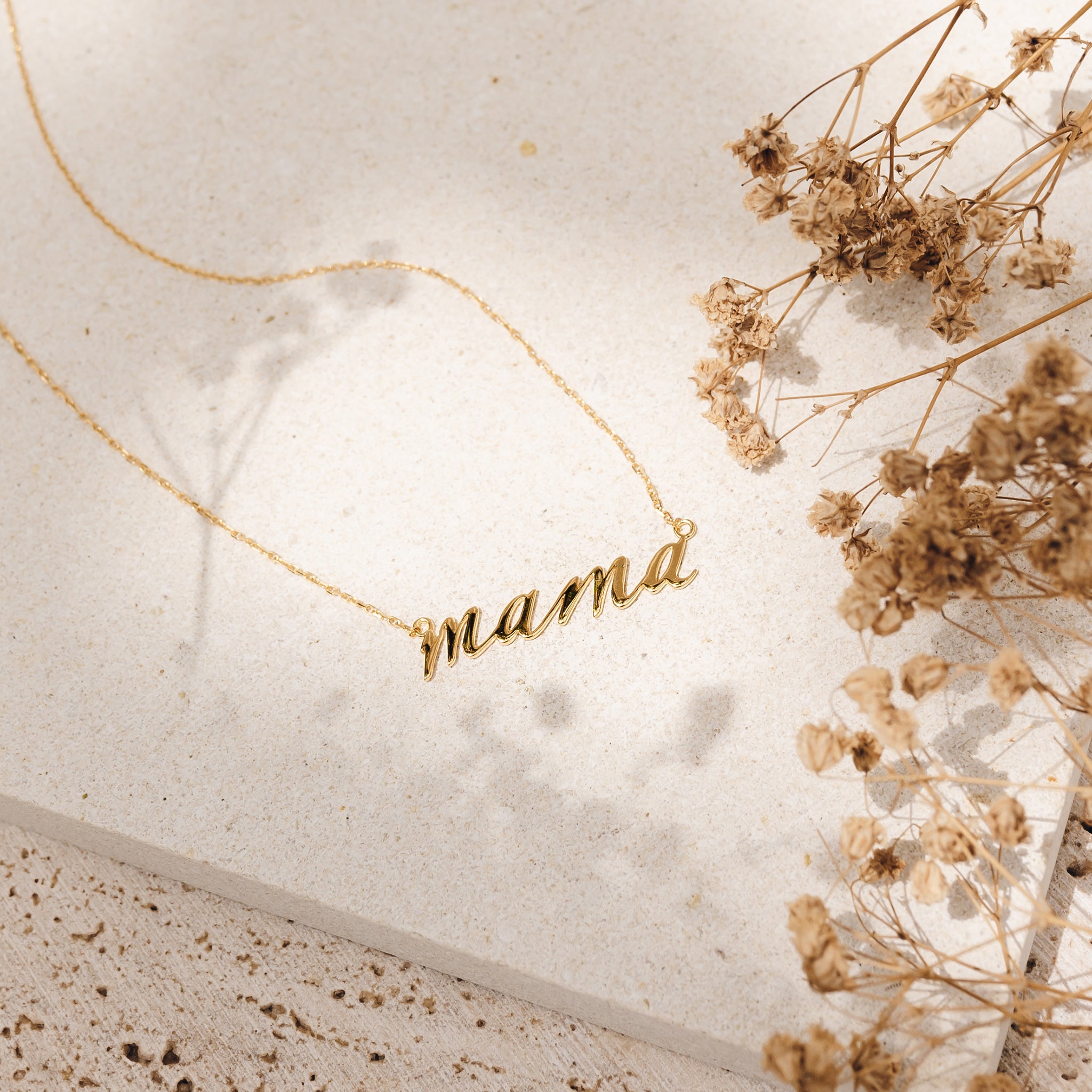 Mama Necklace